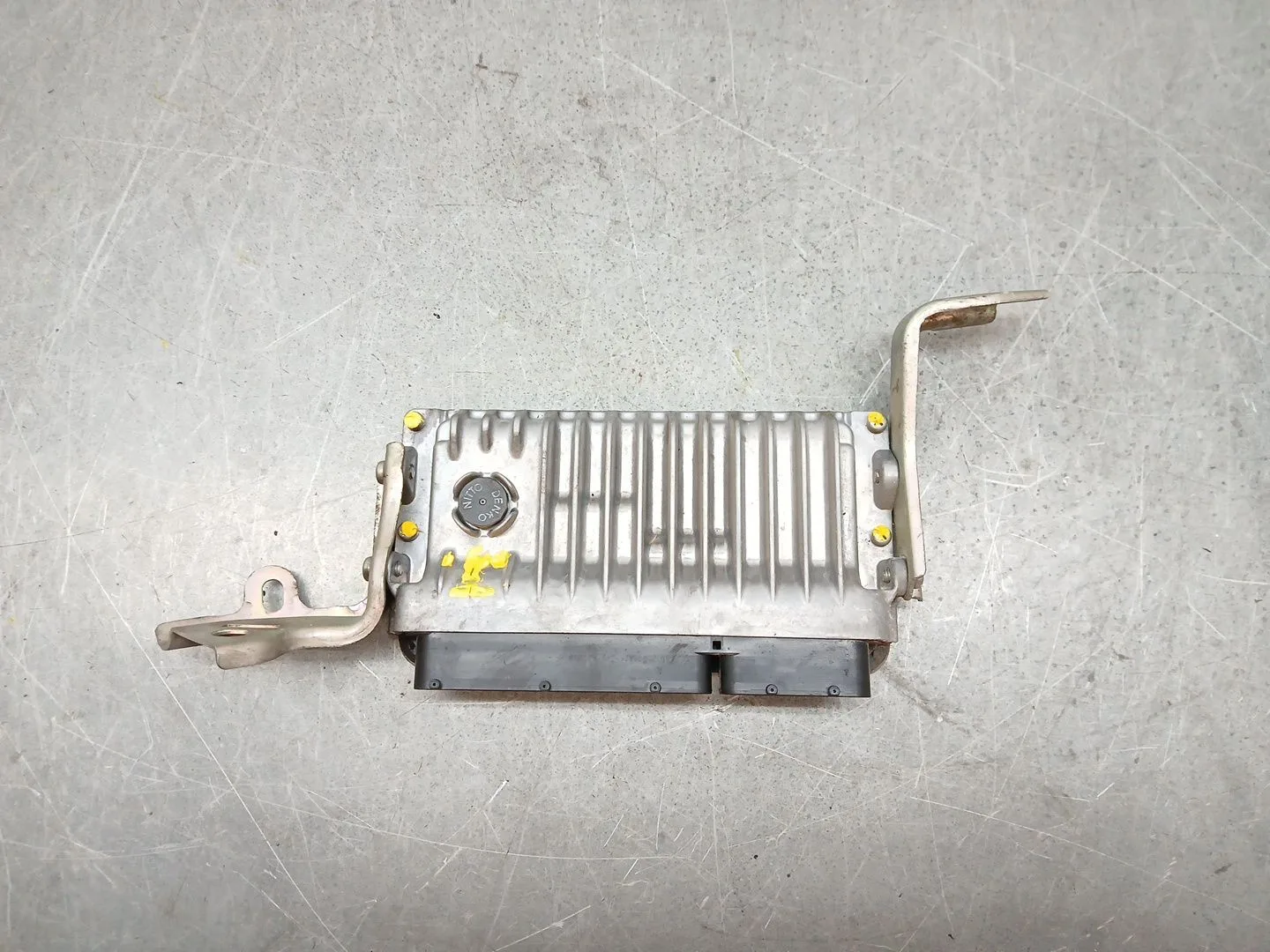 Centralita Motor Uce para Toyota Auris (_E18_)
