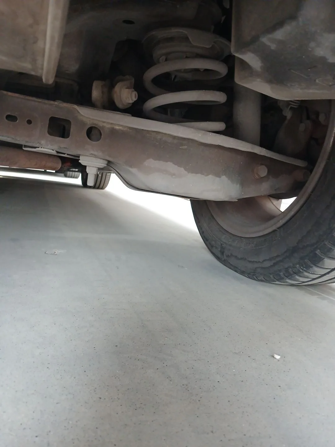 Puente Trasero para Toyota Auris (_E18_)
