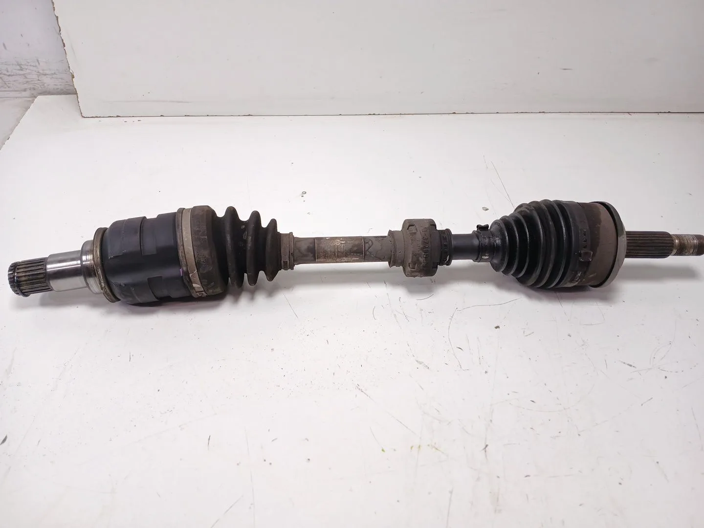 Transmision Delantera Izquierda para Toyota Auris (_E18_)