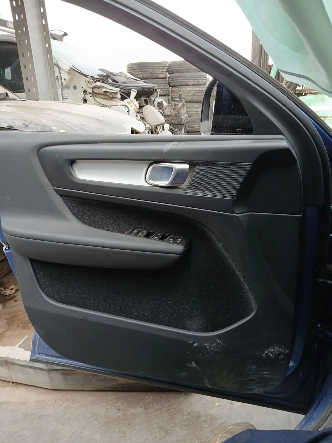 Guarnecido Puerta Delantera Izquierda para Volvo Xc40 (536)