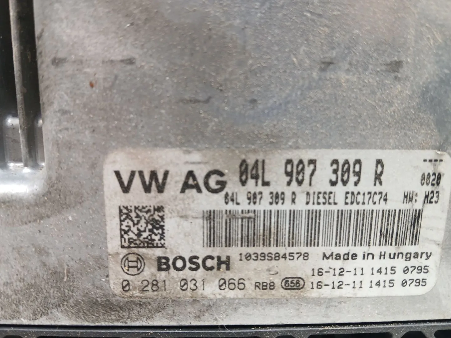 Centralita Motor Uce para Skoda Superb (3V3)