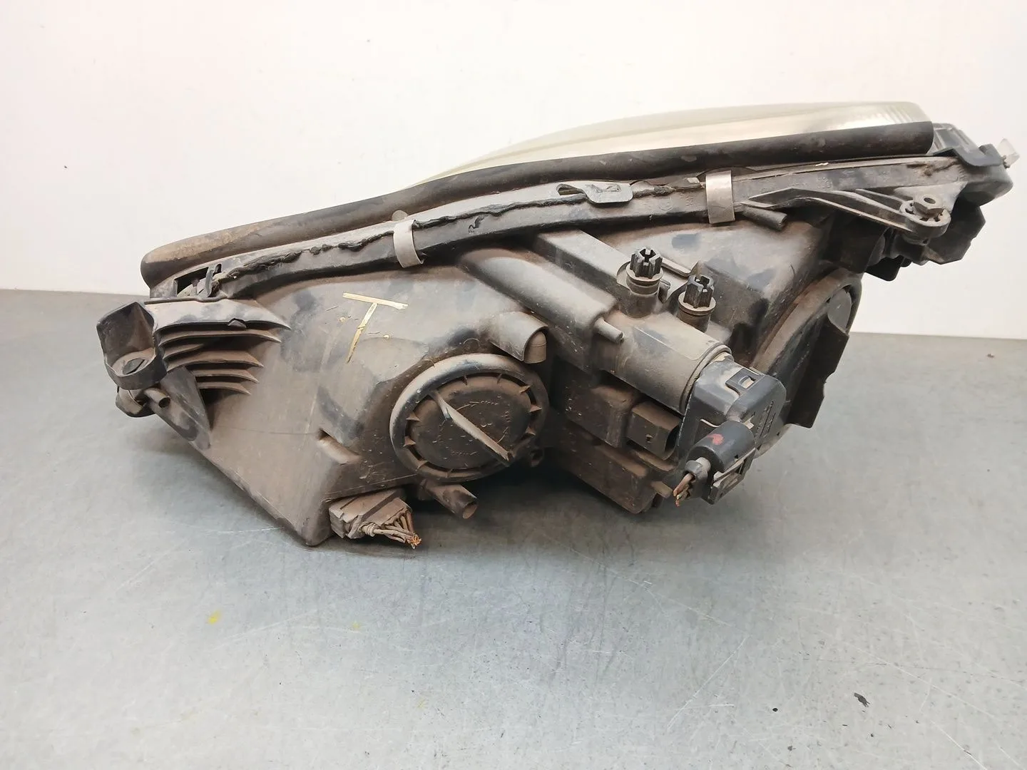 Faro Derecho para Mercedes-Benz Cls (C219)