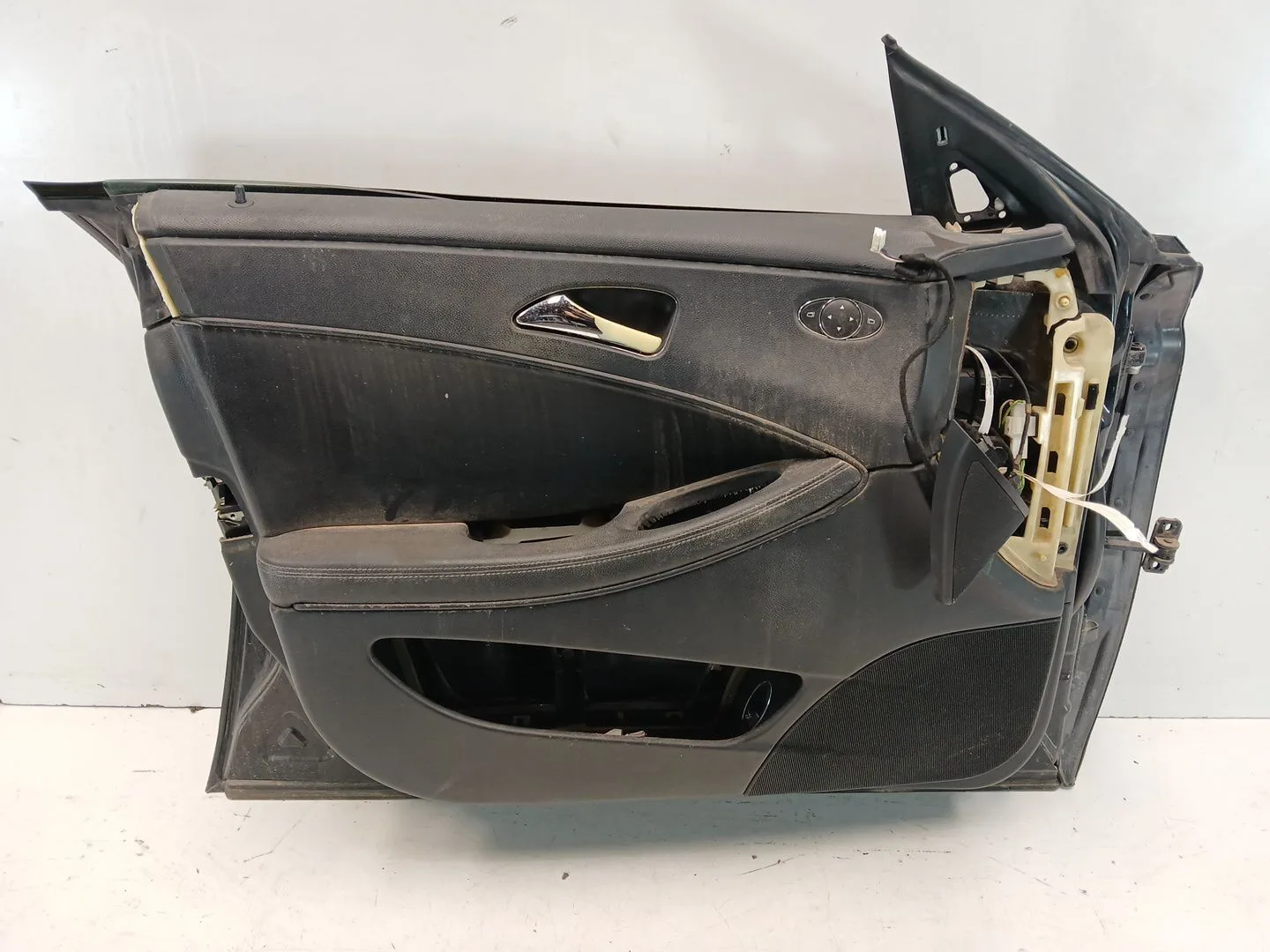 Puerta Delantera Izquierda para Mercedes-Benz Cls (C219)