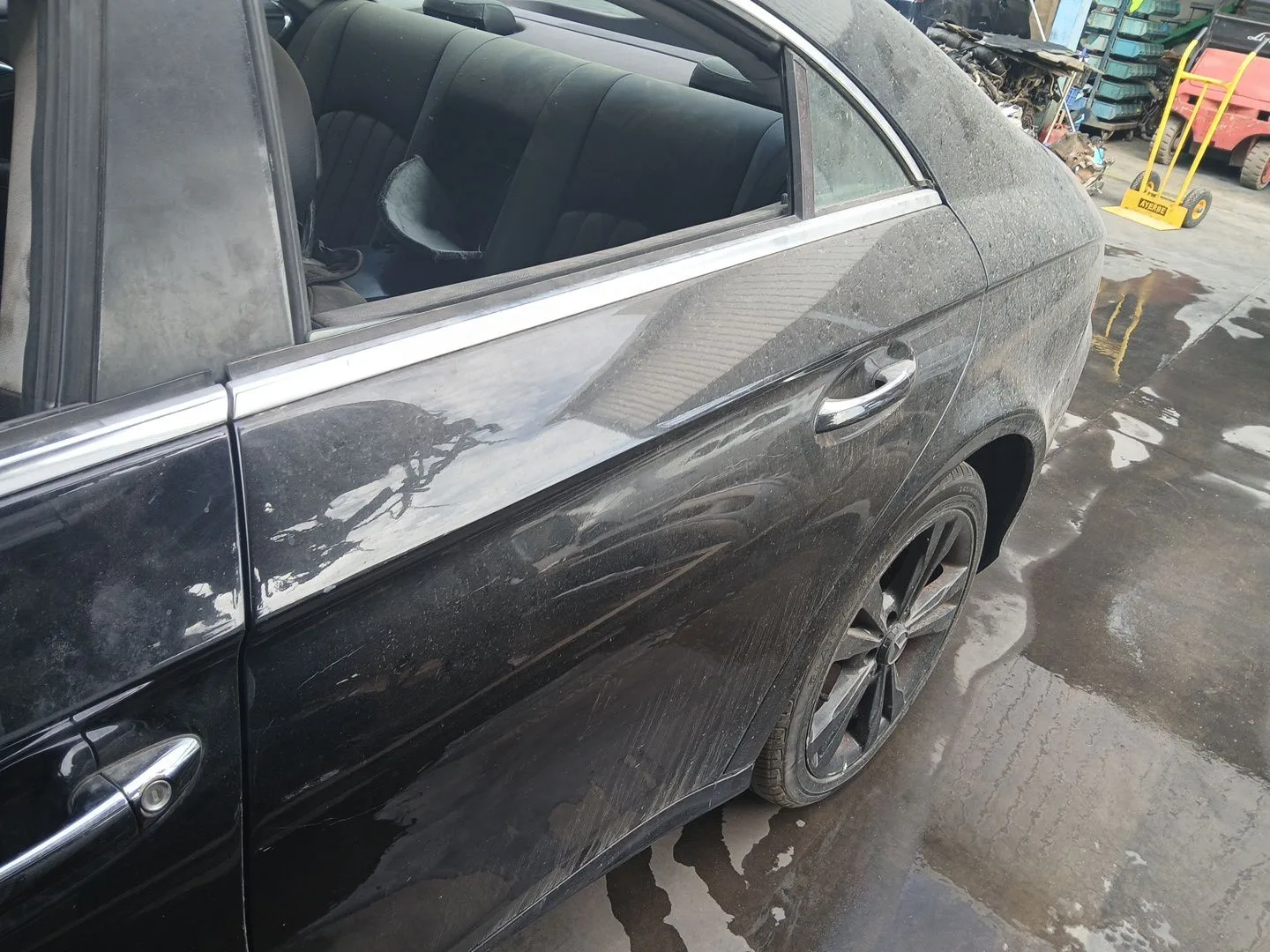 Puerta Trasera Izquierda para Mercedes-Benz Cls (C219)