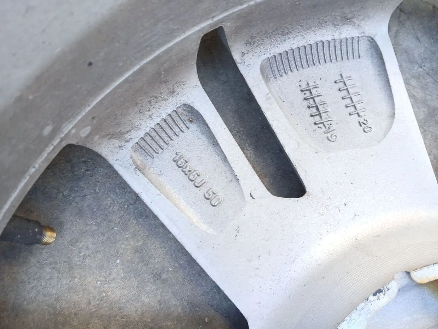 Llanta Trasera Derecha para Nissan Micra V (K14)