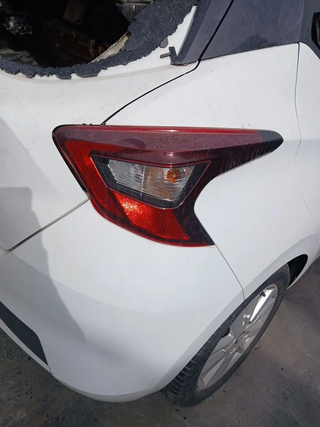 Piloto Trasero Derecho para Nissan Micra V (K14)