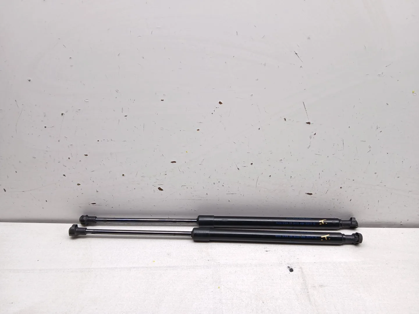 Amortiguadores Maletero / Porton para Nissan Micra V (K14)