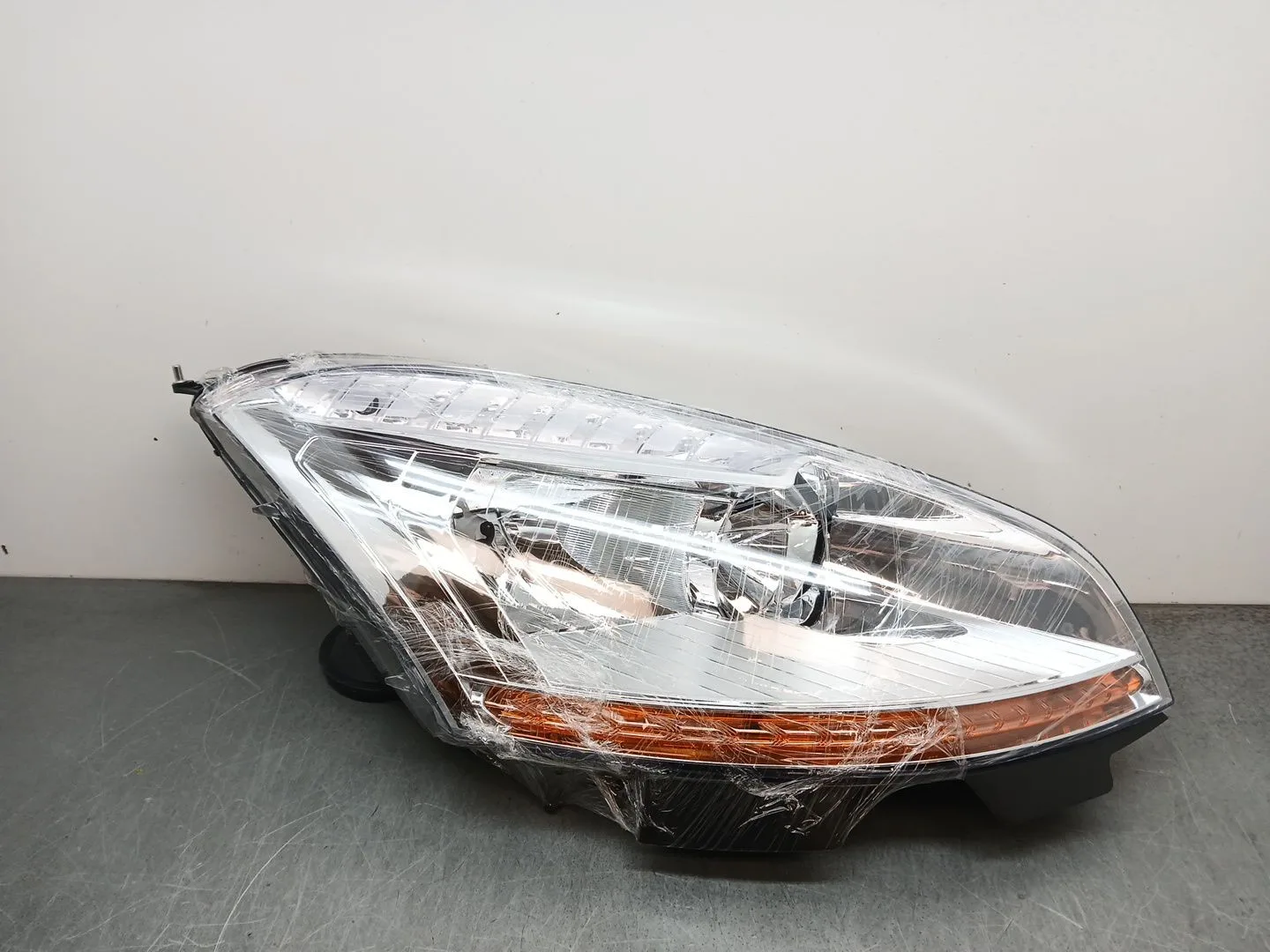Faro Derecho para Citroën C4 Picasso