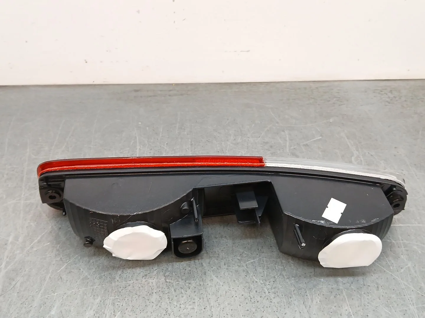 Piloto Trasero Derecho Paragolpes para Mitsubishi Montero (V60/V70)
