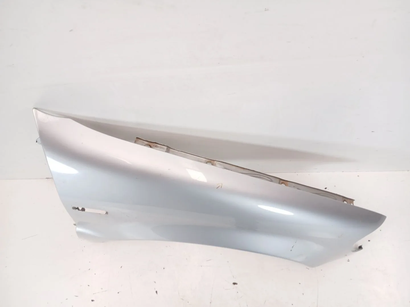 Aleta Delantera Derecha para Mercedes-Benz Clase M (W163)