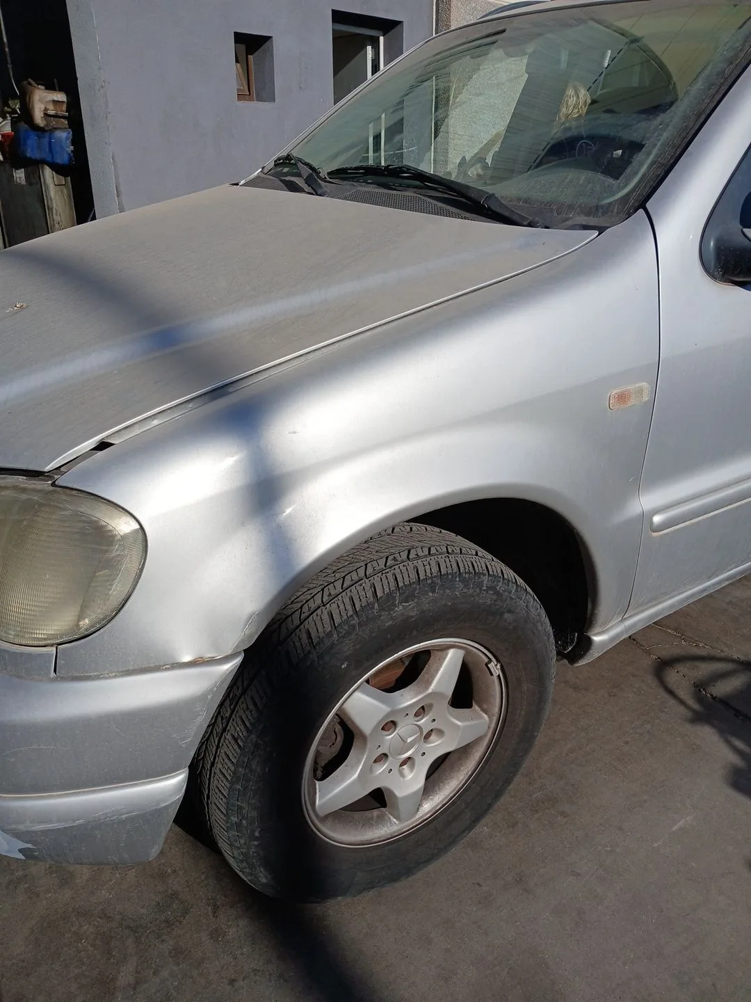 Aleta Delantera Izquierda para Mercedes-Benz Clase M (W163)