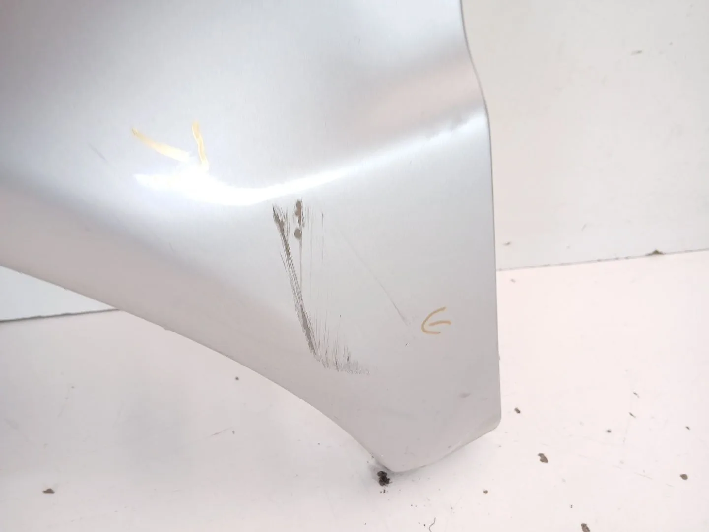 Aleta Delantera Izquierda para Mercedes-Benz Clase M (W163)