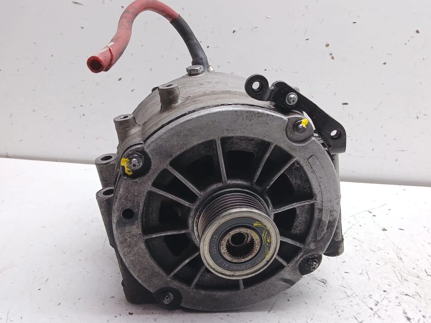 Alternador para Mercedes-Benz Clase M (W163)