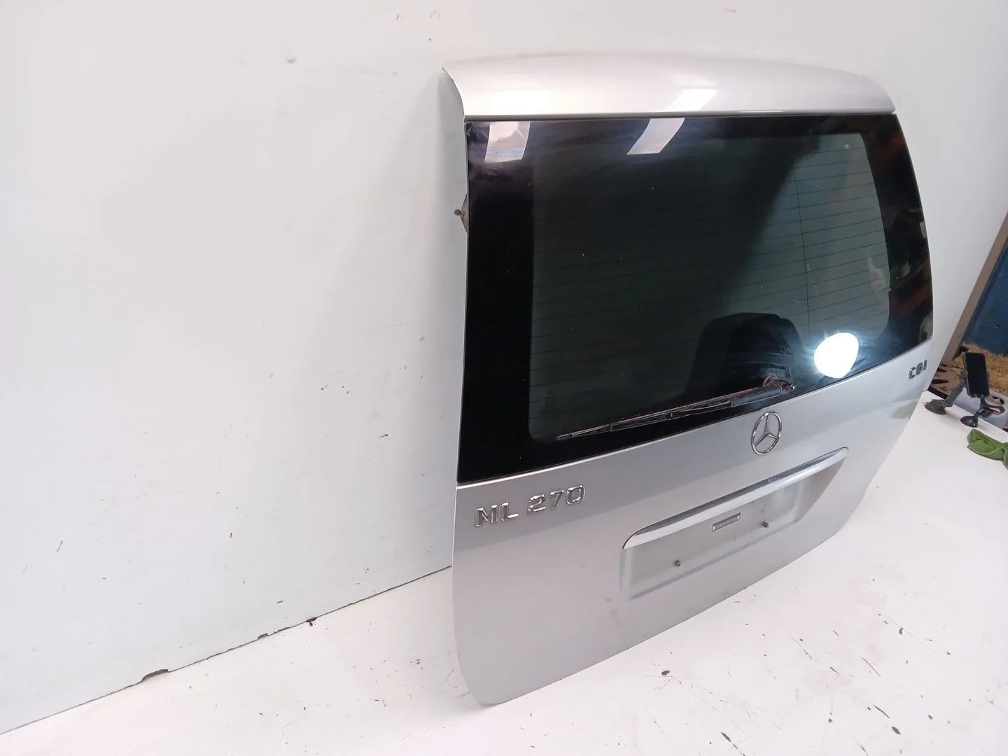 Porton Trasero para Mercedes-Benz Clase M (W163)