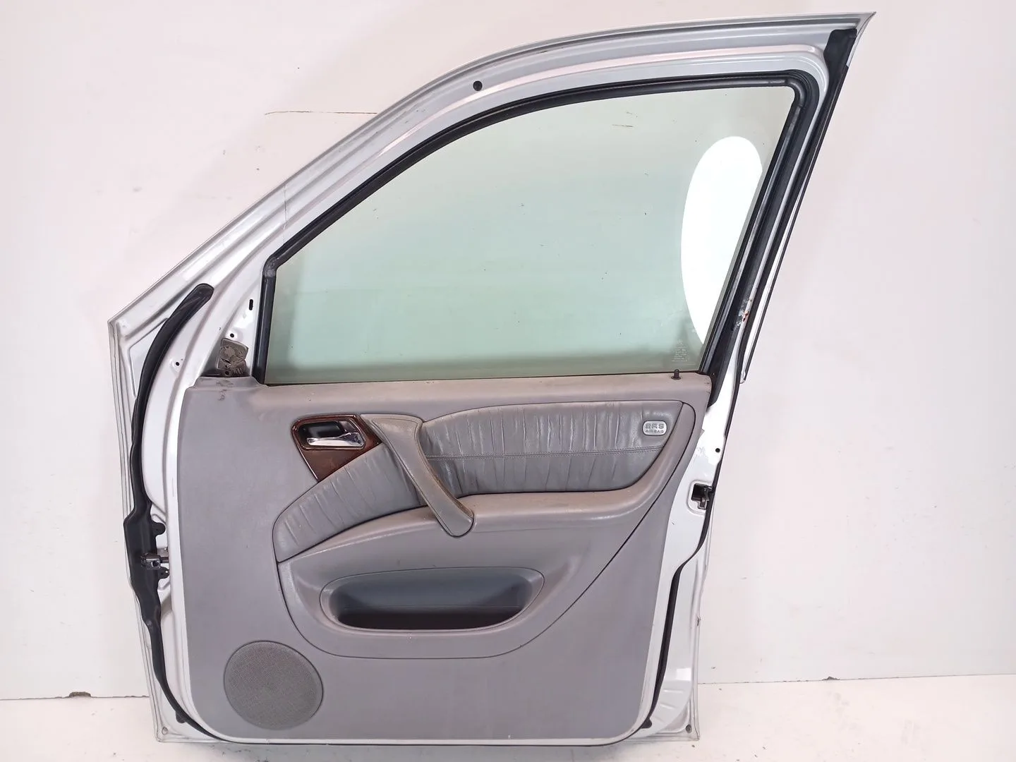 Puerta Delantera Derecha para Mercedes-Benz Clase M (W163)