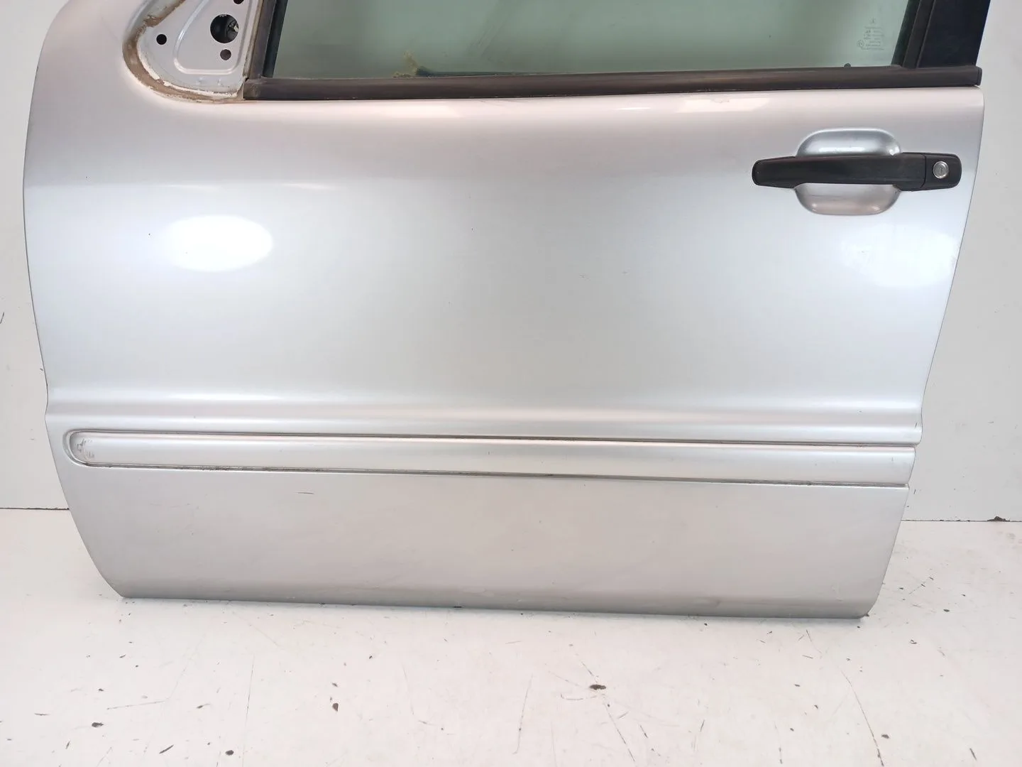 Puerta Delantera Izquierda para Mercedes-Benz Clase M (W163)