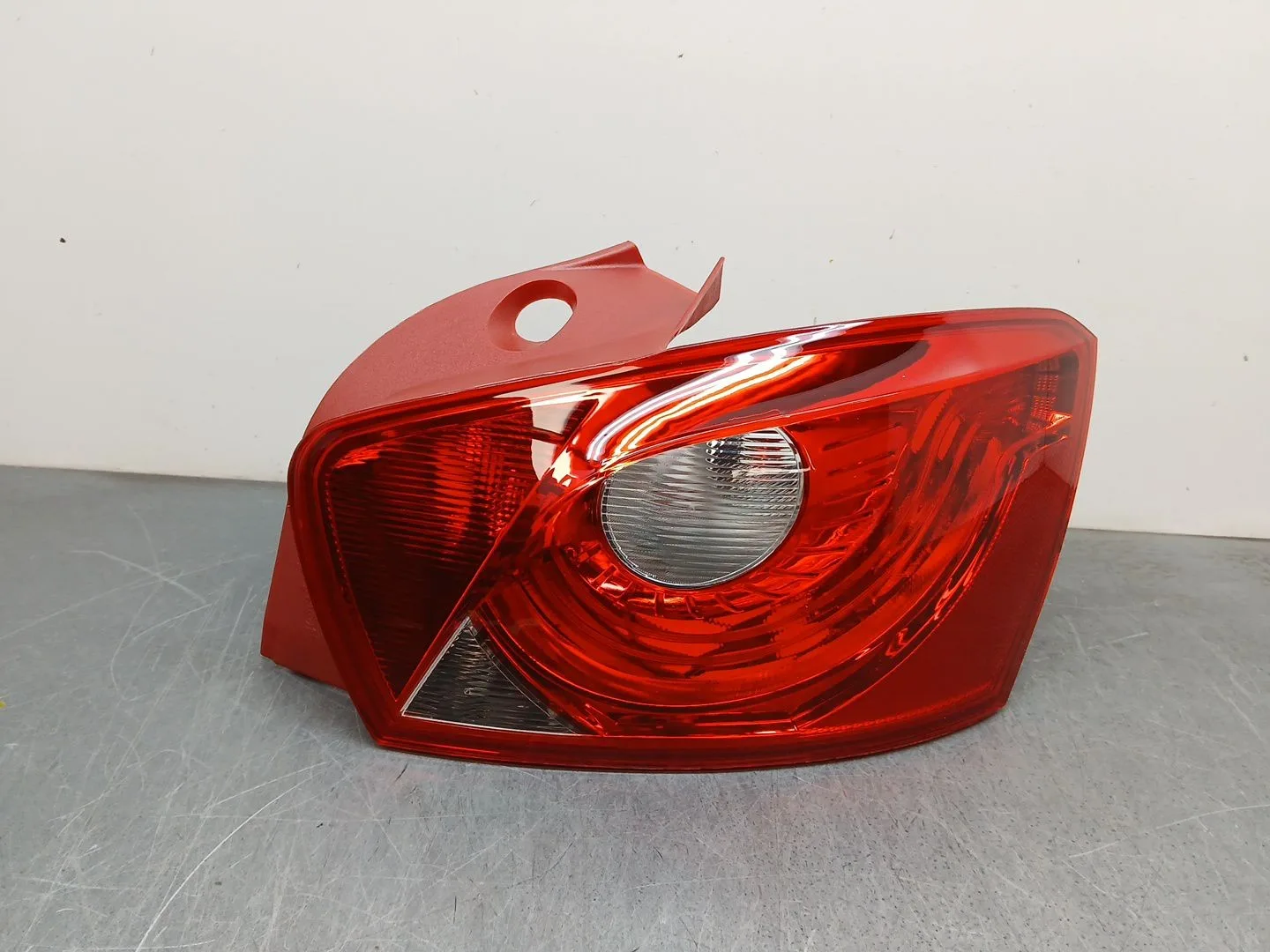 Piloto Trasero Derecho para Seat Ibiza (6J5)