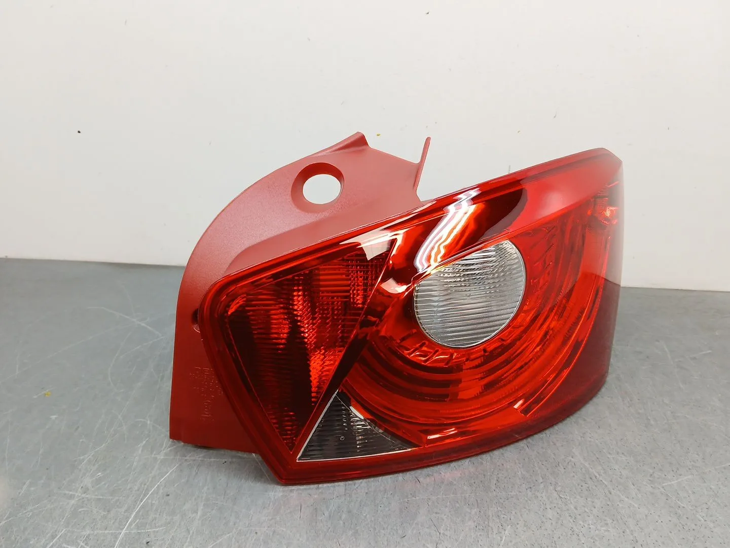 Piloto Trasero Derecho para Seat Ibiza (6J5)
