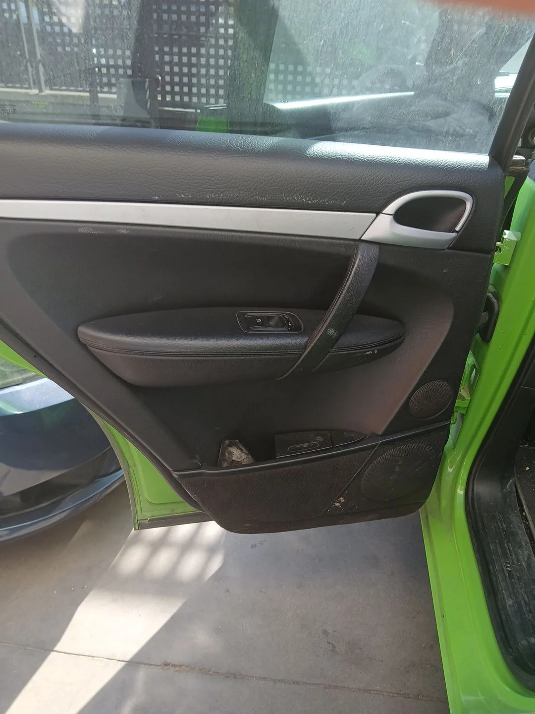 Guarnecido Puerta Trasera Izquierda para Porsche Cayenne (9Pa)