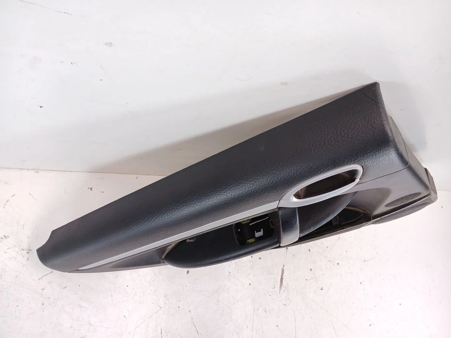 Guarnecido Puerta Trasera Izquierda para Porsche Cayenne (9Pa)
