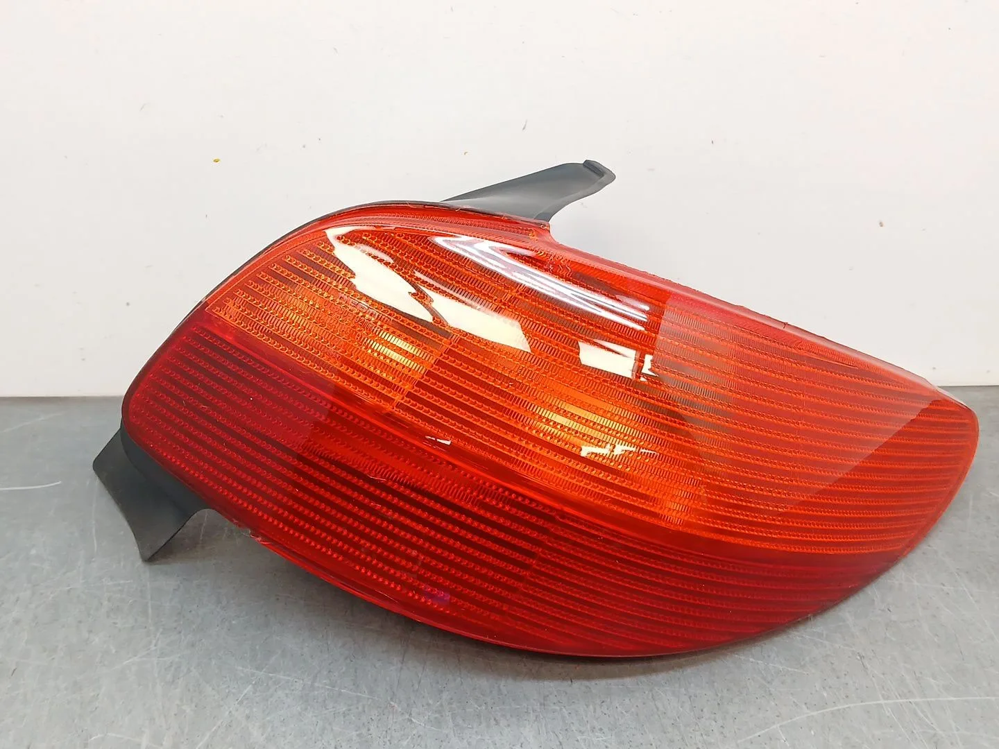 Piloto Trasero Derecho para Peugeot 206 Berlina
