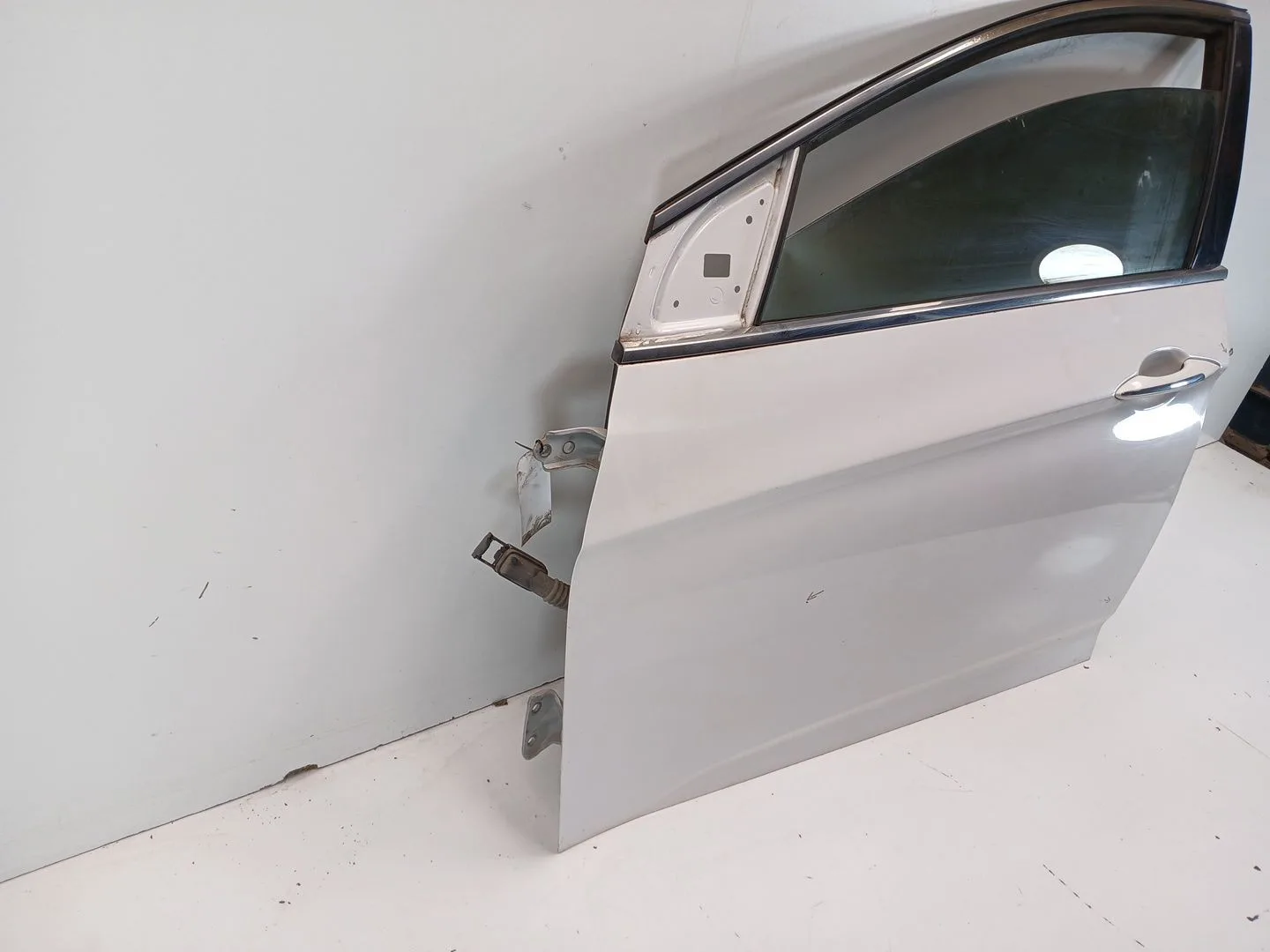 Puerta Delantera Izquierda para Hyundai I40 I Cw (Vf)