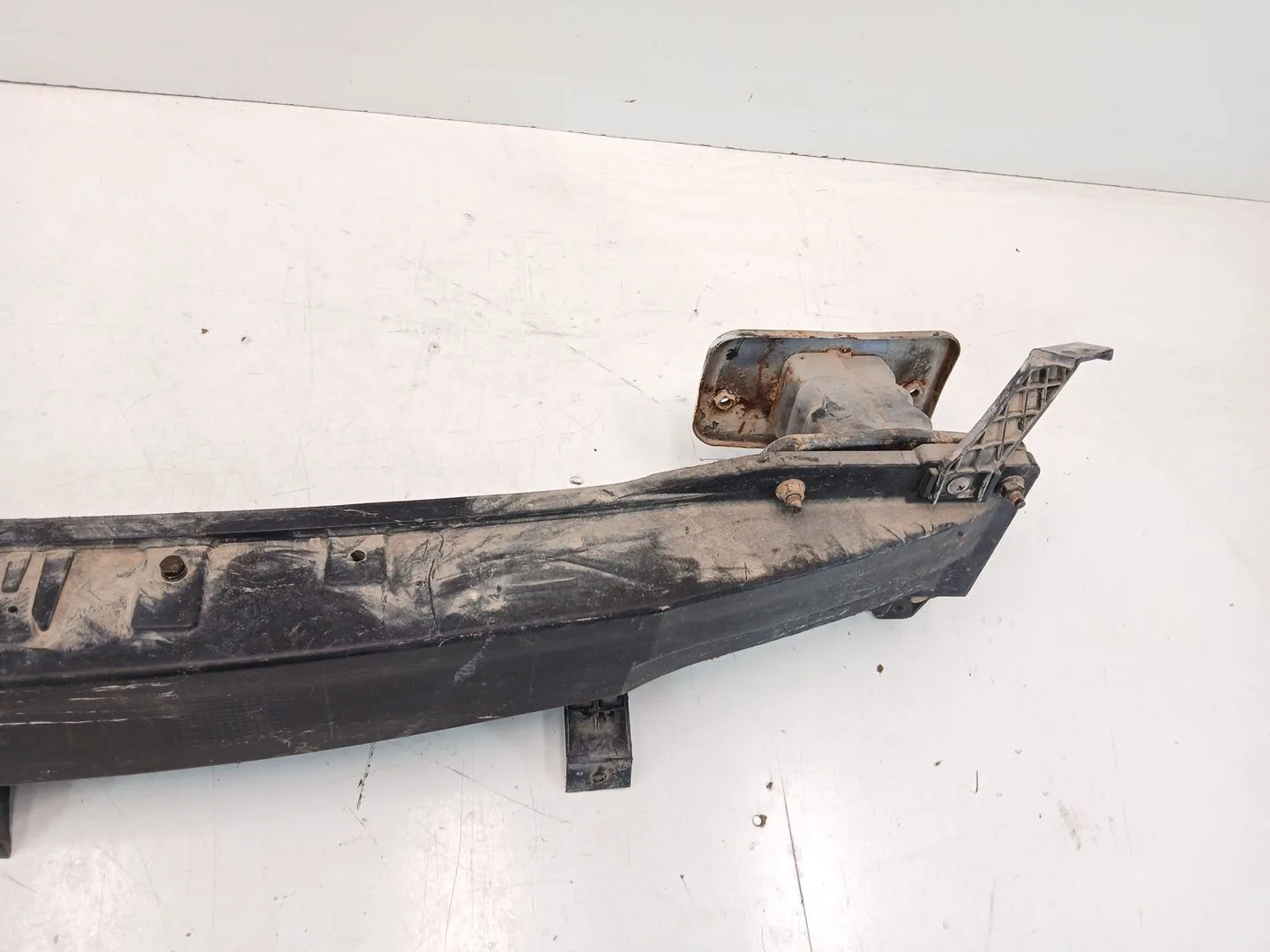 Refuerzo Paragolpes Trasero para Hyundai I40 I Cw (Vf)