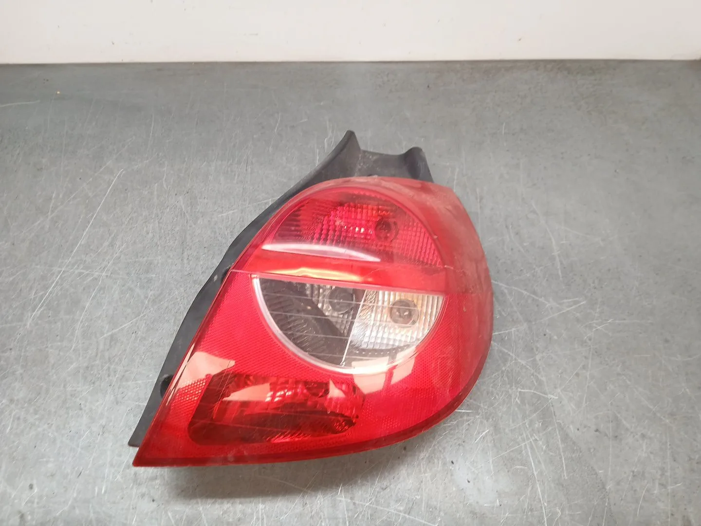 Piloto Trasero Derecho para Renault Clio Iii (Br0/1, Cr0/1)