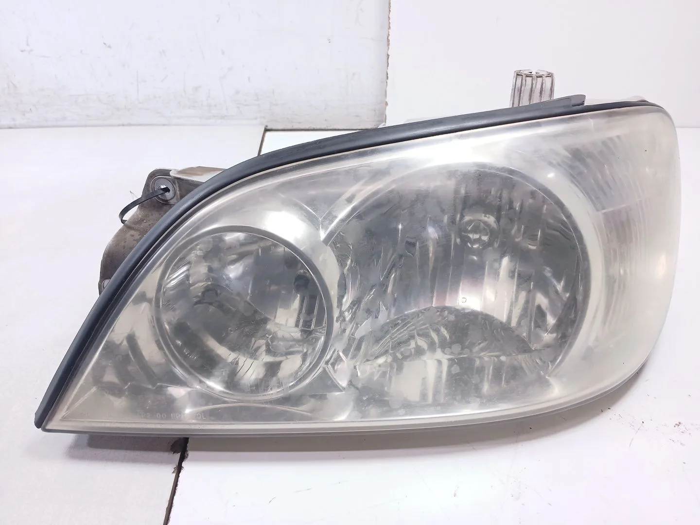 Faro Izquierdo para Kia Carnival Ii (Gq)