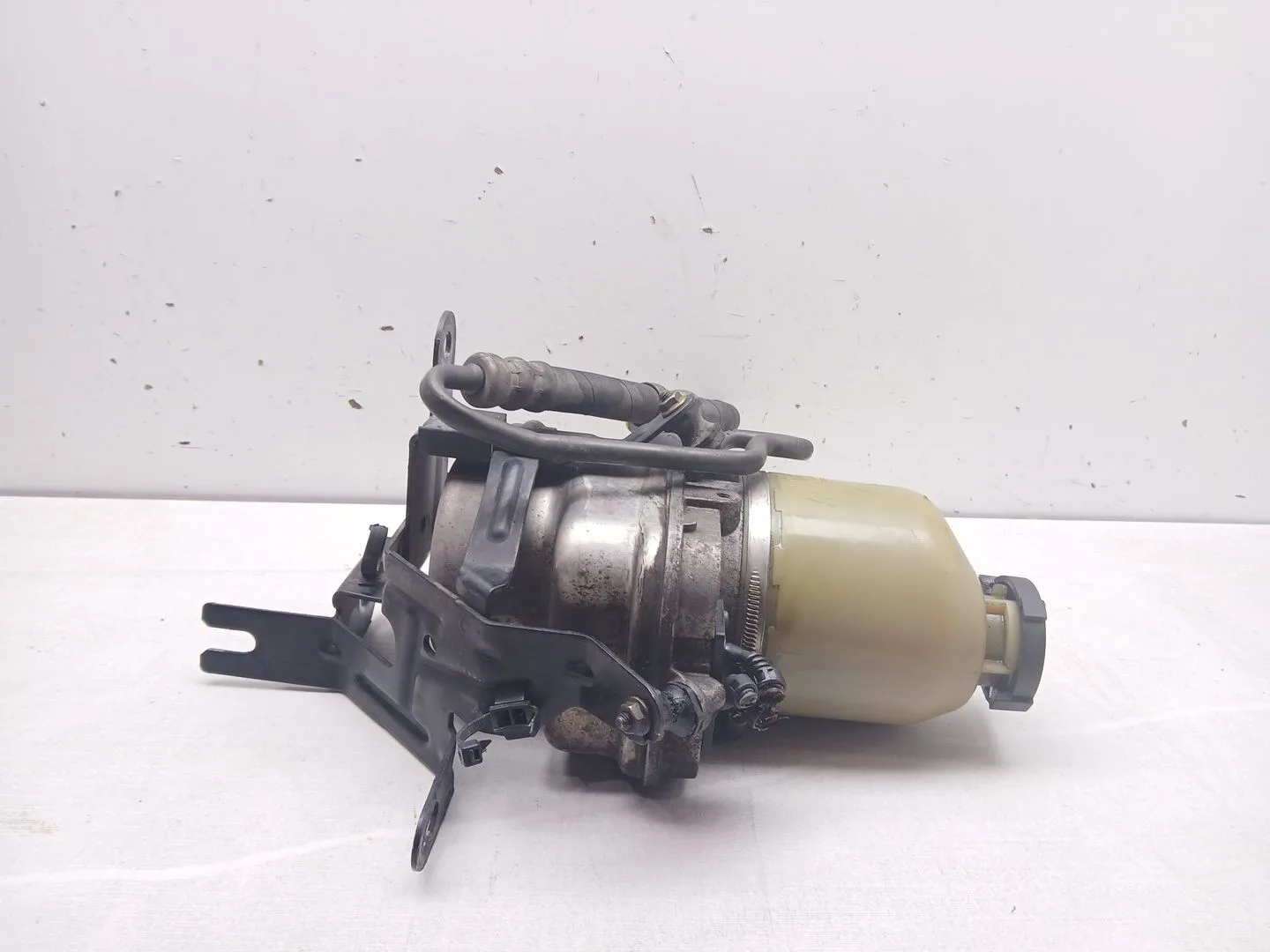 Bomba Direccion para Opel Zafira A Monospace (T98)