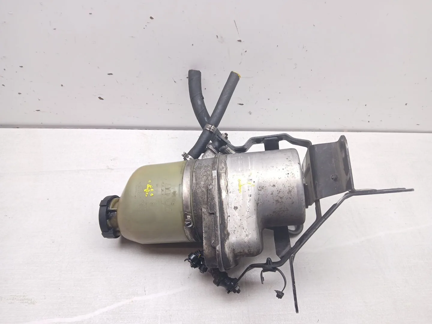 Bomba Direccion para Opel Zafira A Monospace (T98)