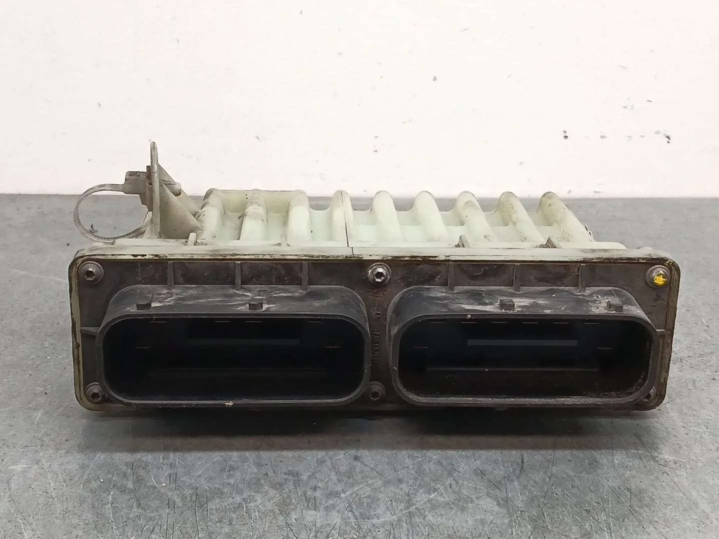 Centralita Motor Uce para Opel Zafira A Monospace (T98)