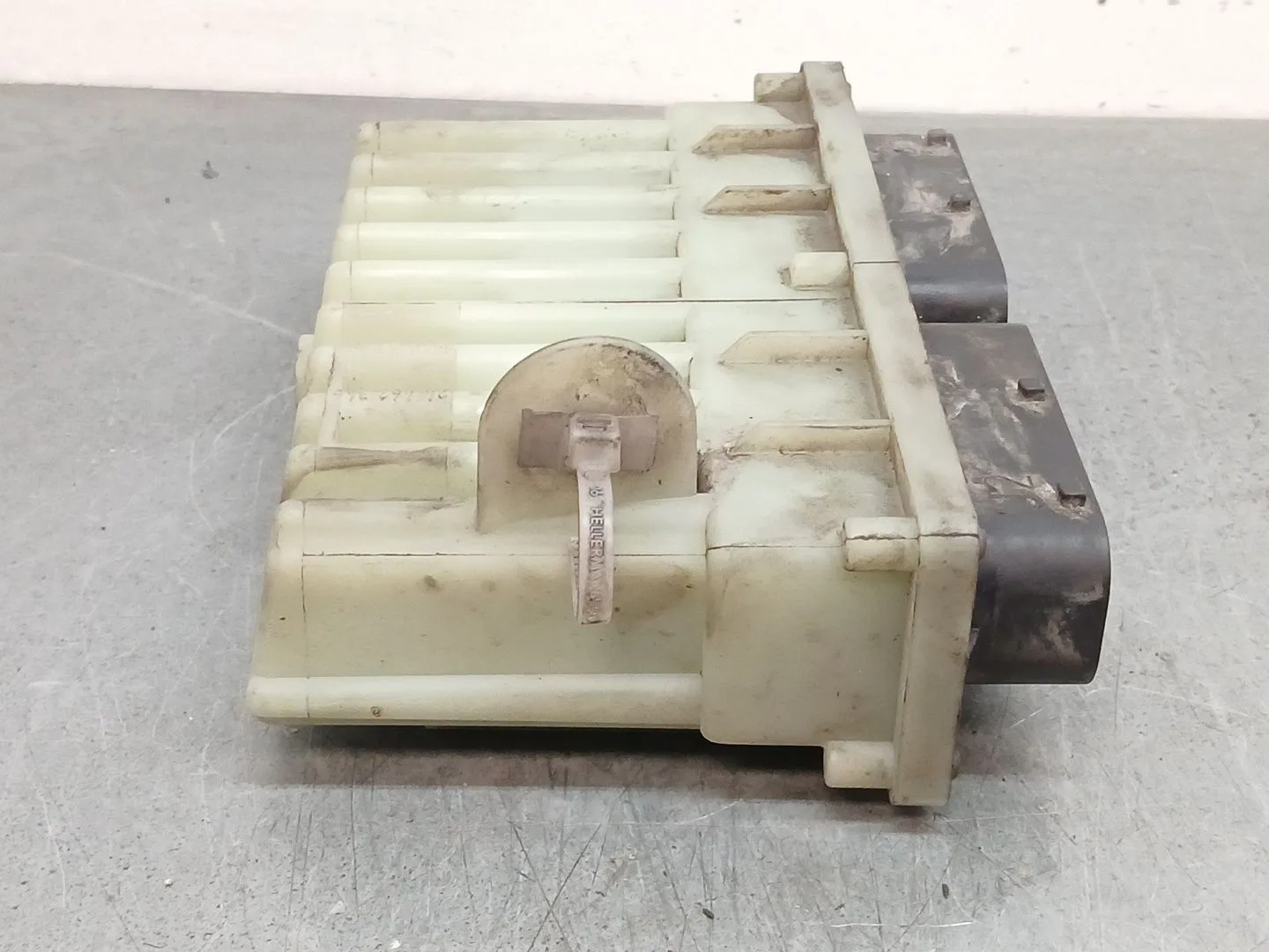 Centralita Motor Uce para Opel Zafira A Monospace (T98)