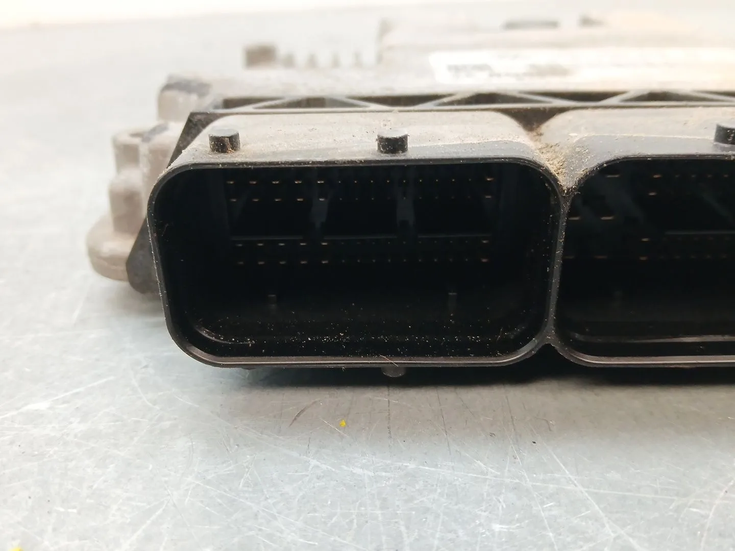 Centralita Motor Uce para Skoda Superb Ii (3T4)