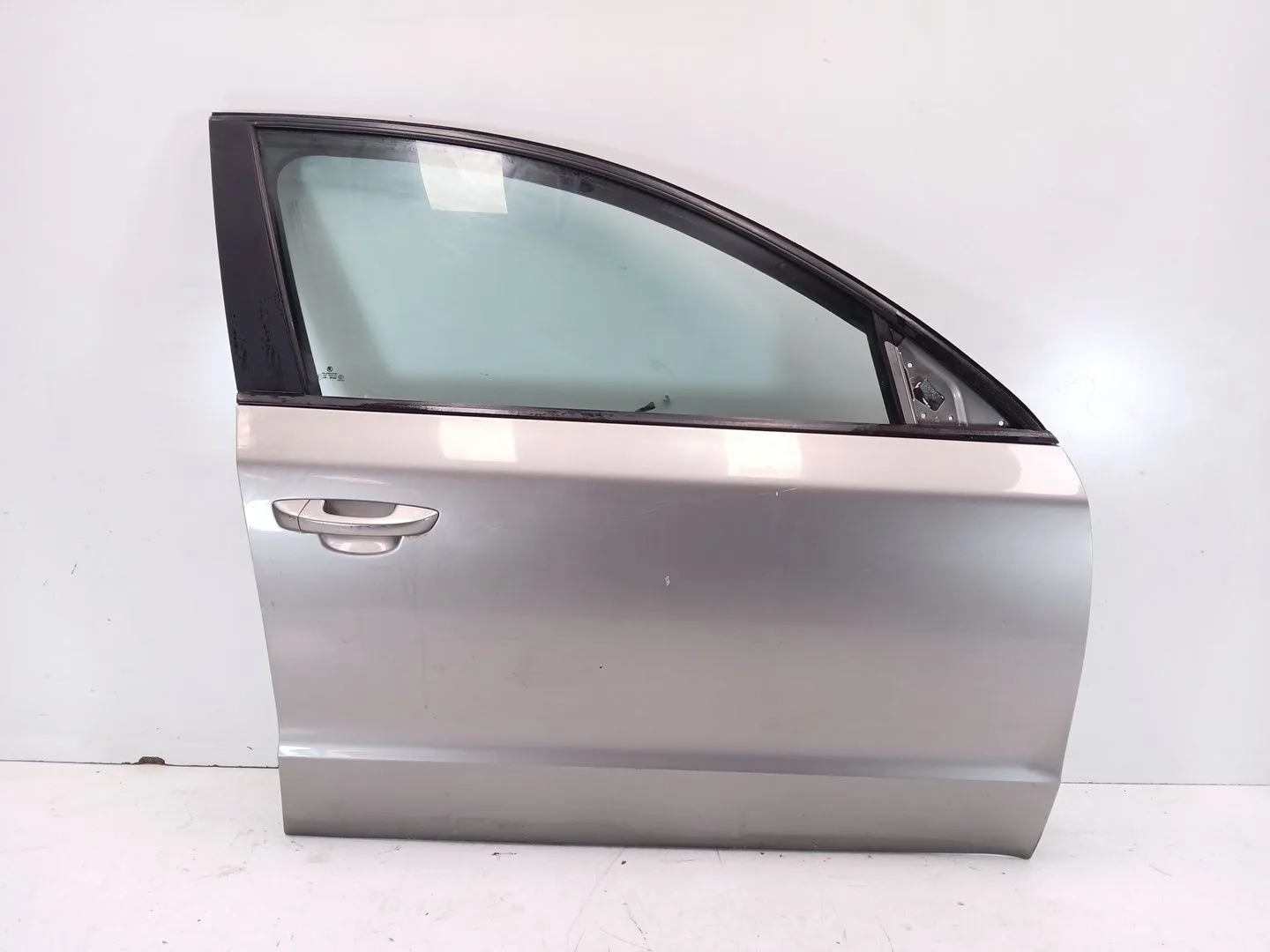 Puerta Delantera Derecha para Skoda Superb Ii (3T4)