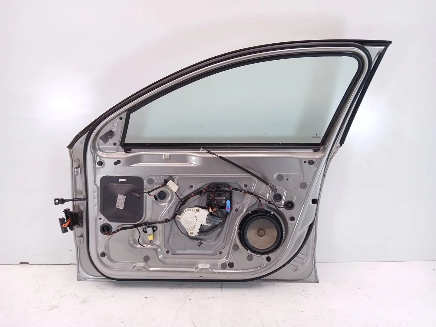Puerta Delantera Derecha para Skoda Superb Ii (3T4)
