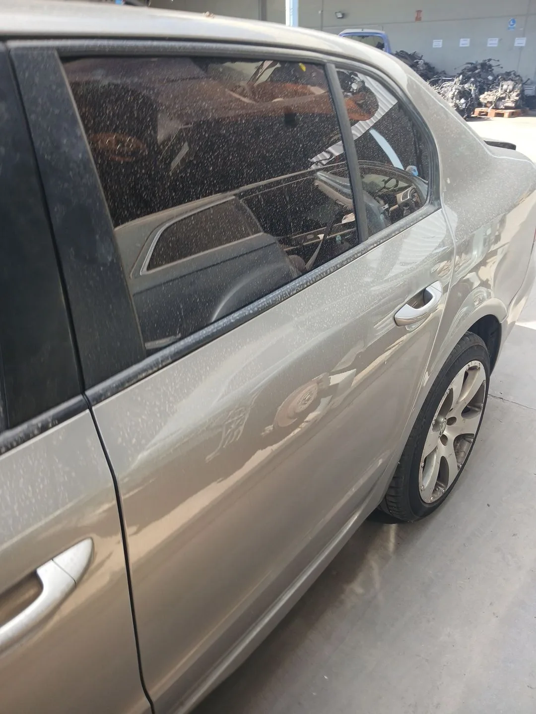 Puerta Trasera Izquierda para Skoda Superb Ii (3T4)