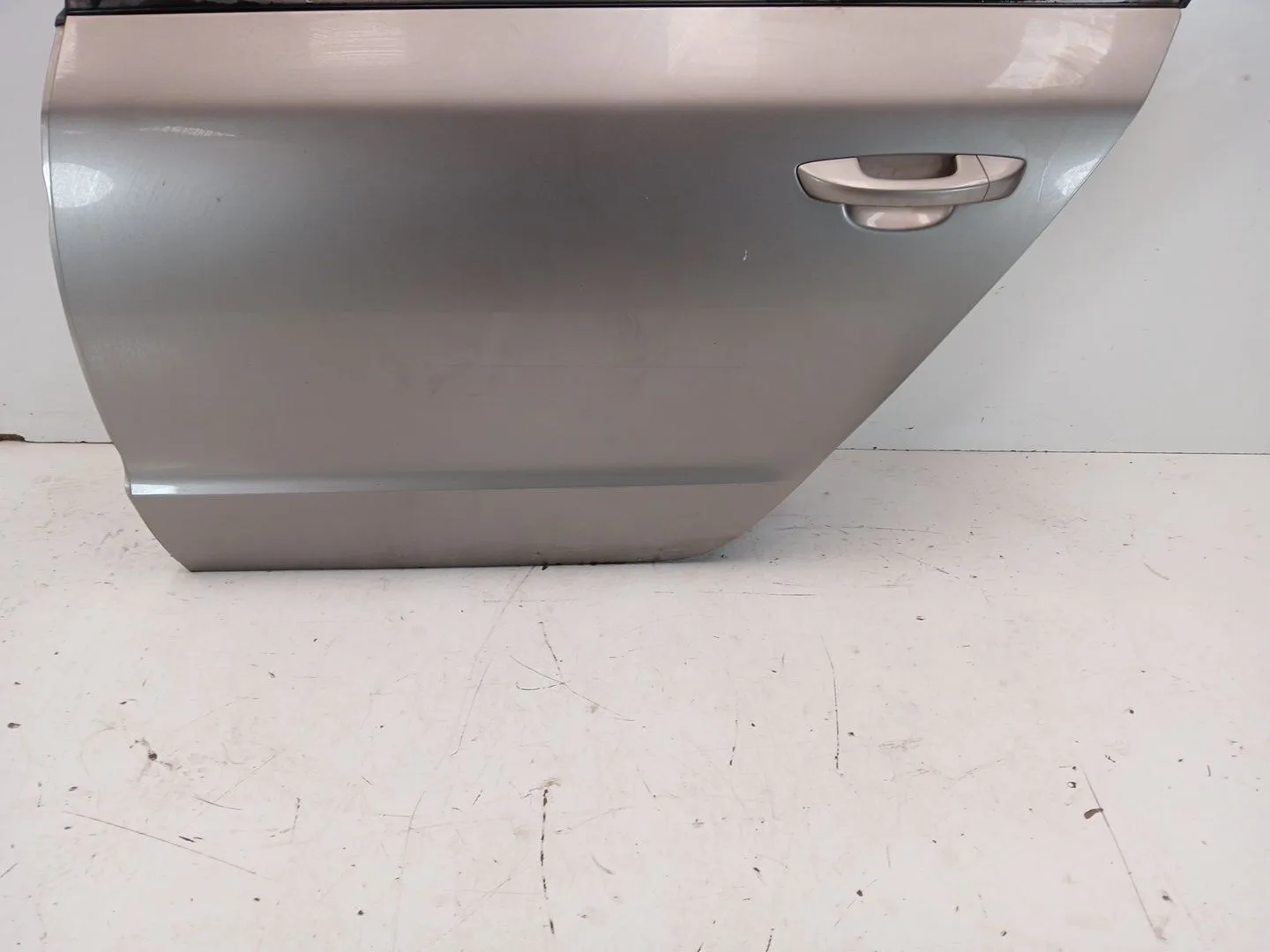 Puerta Trasera Izquierda para Skoda Superb Ii (3T4)