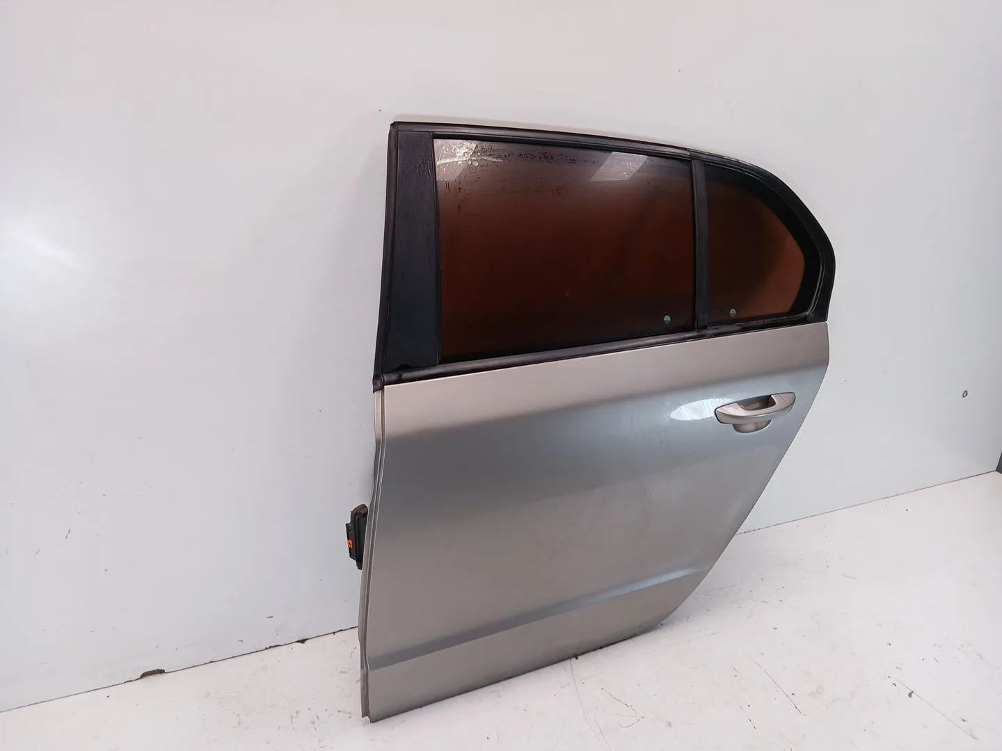 Puerta Trasera Izquierda para Skoda Superb Ii (3T4)