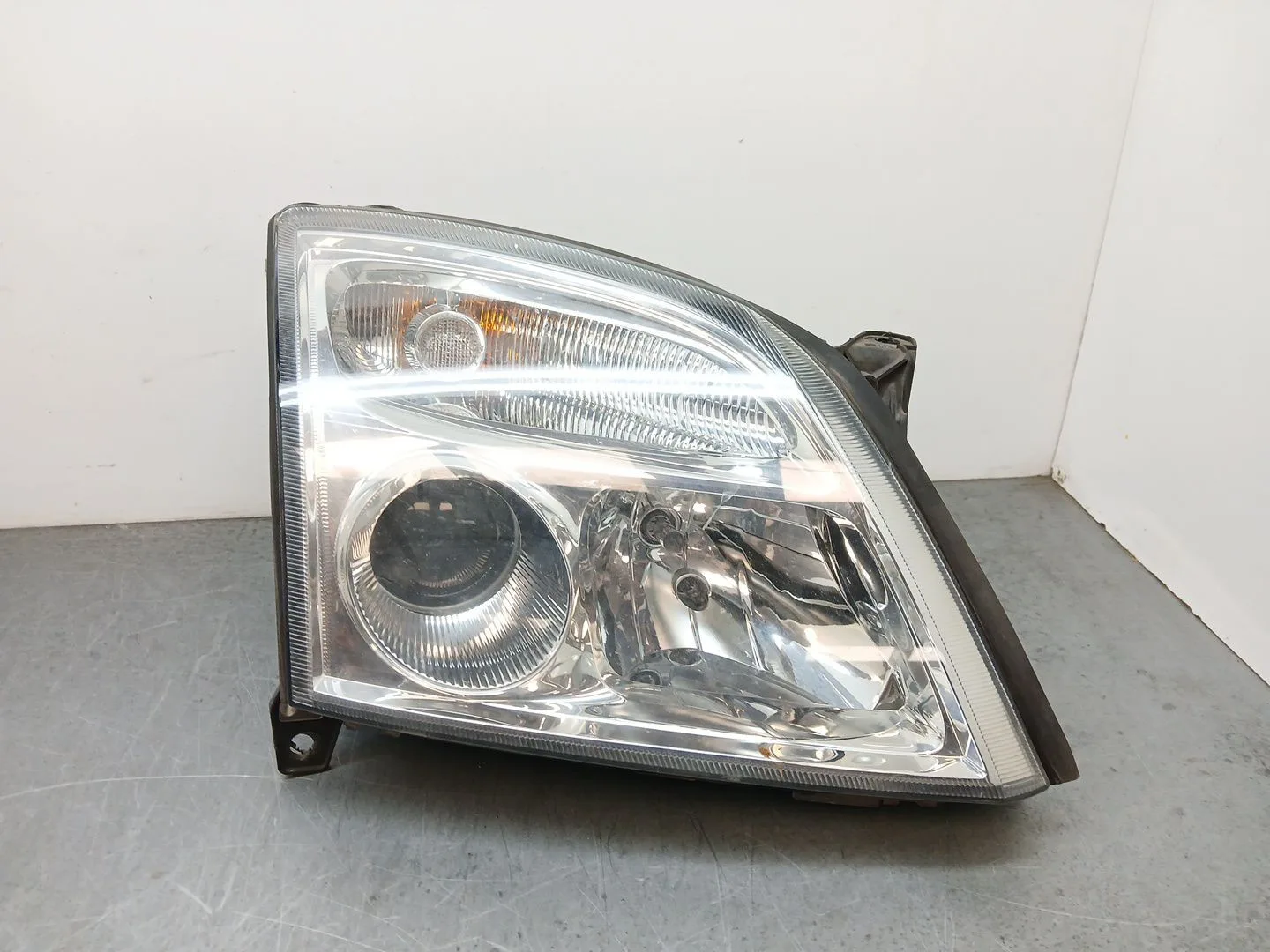 Faro Derecho para Opel Signum Hatchback (Z03)