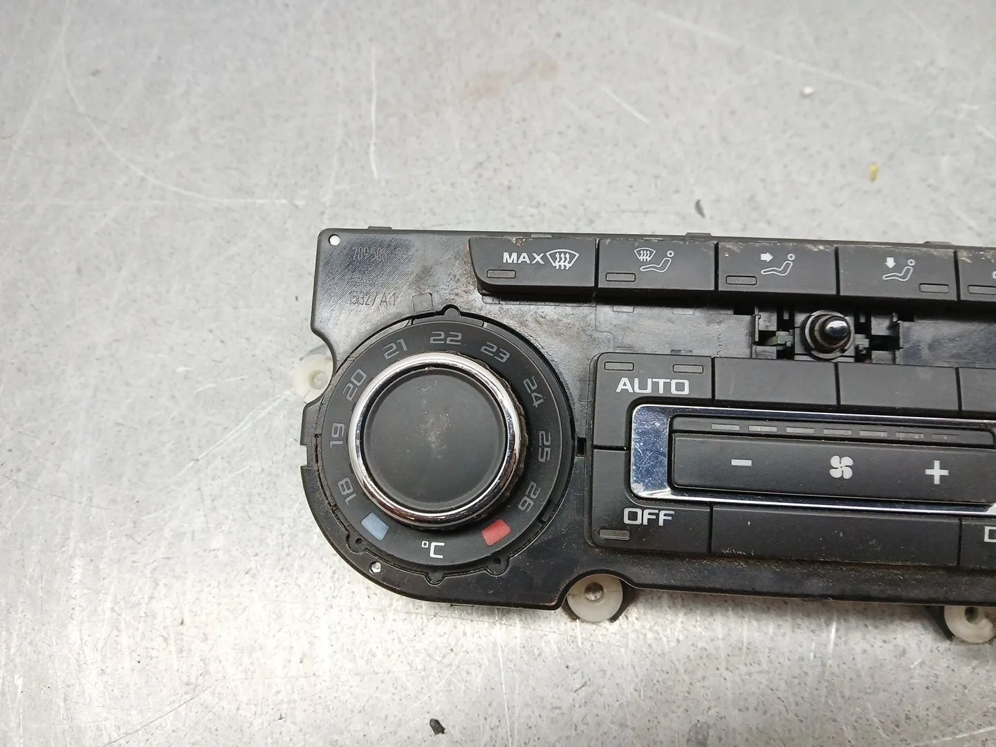 Mando Climatizador para Skoda Superb Ii (3T4)