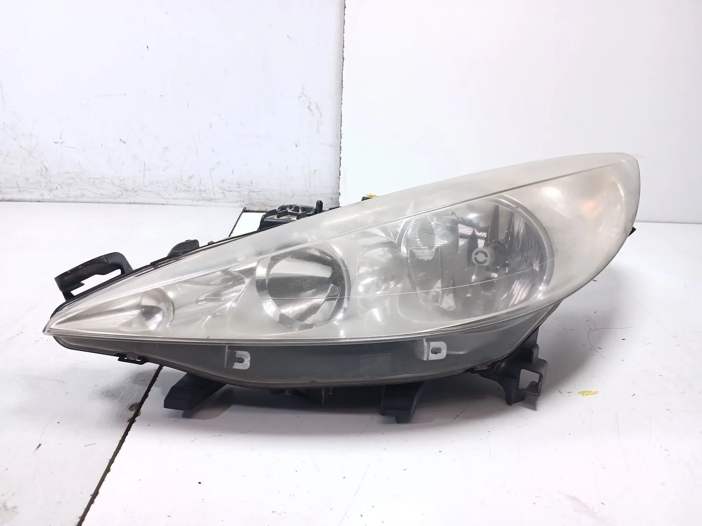 Faro Izquierdo para Peugeot 207/207+ (Wa_, Wc_)