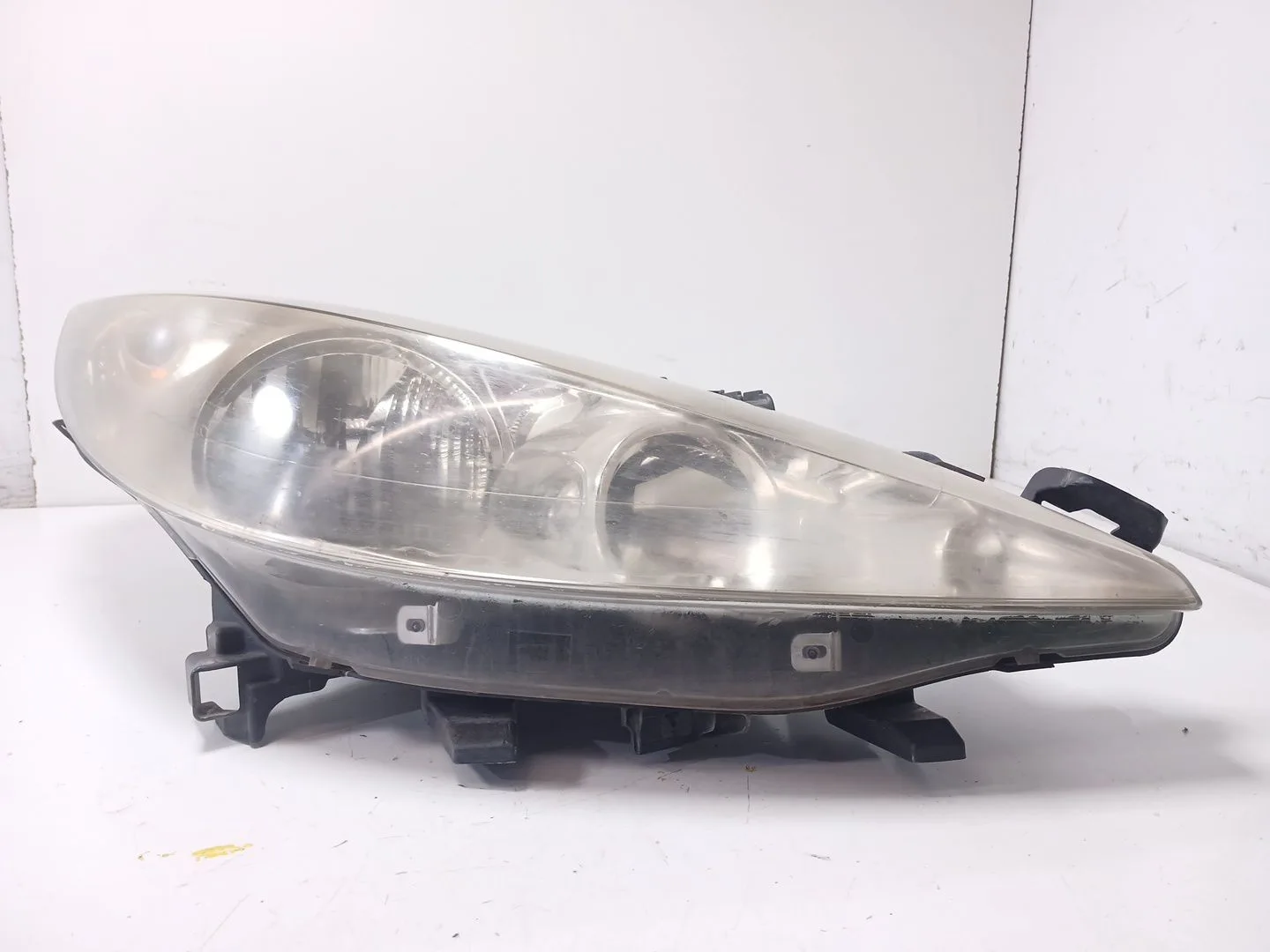 Faro Derecho para Peugeot 207/207+ (Wa_, Wc_)