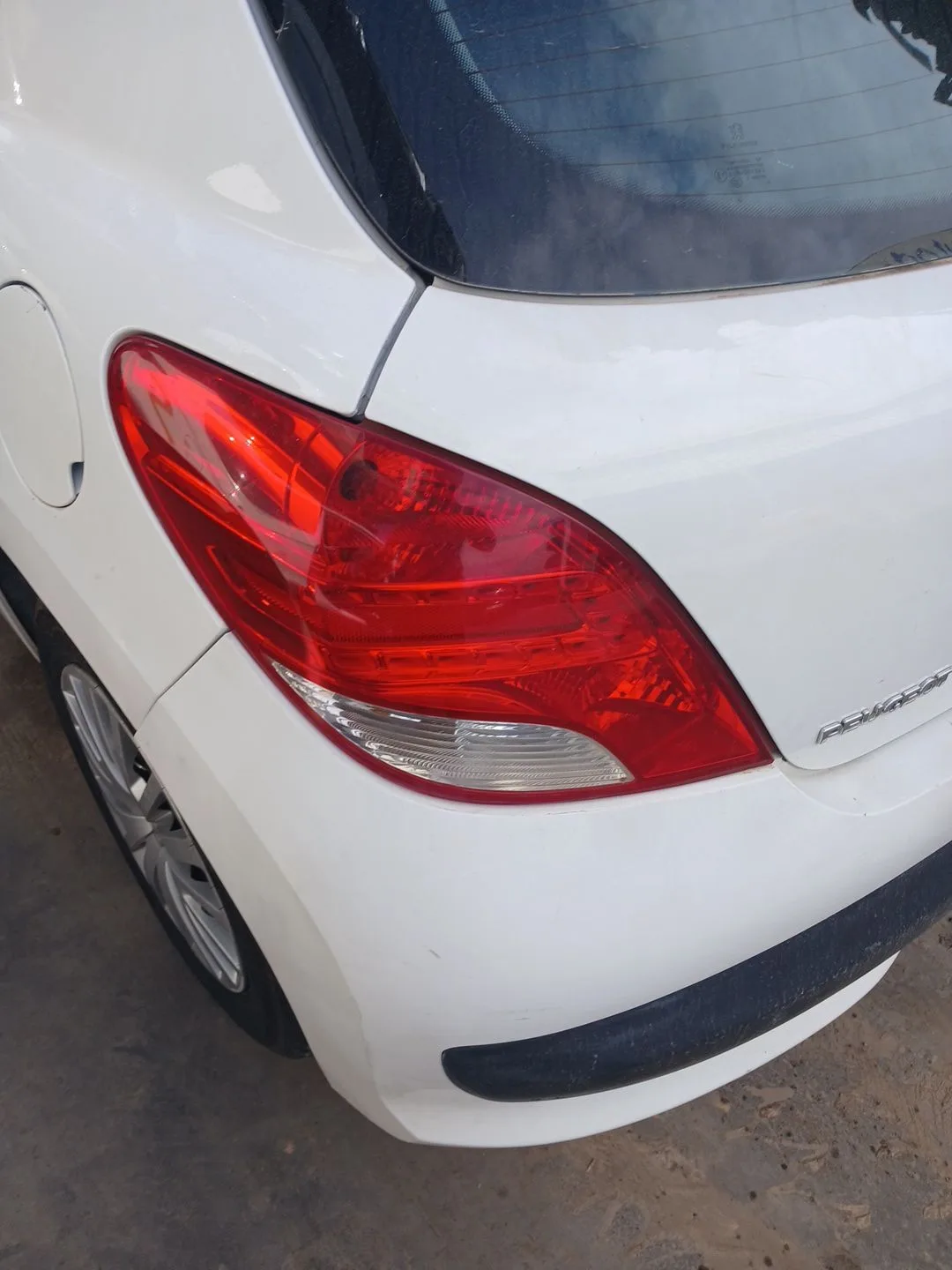 Piloto Trasero Izquierdo para Peugeot 207/207+ (Wa_, Wc_)