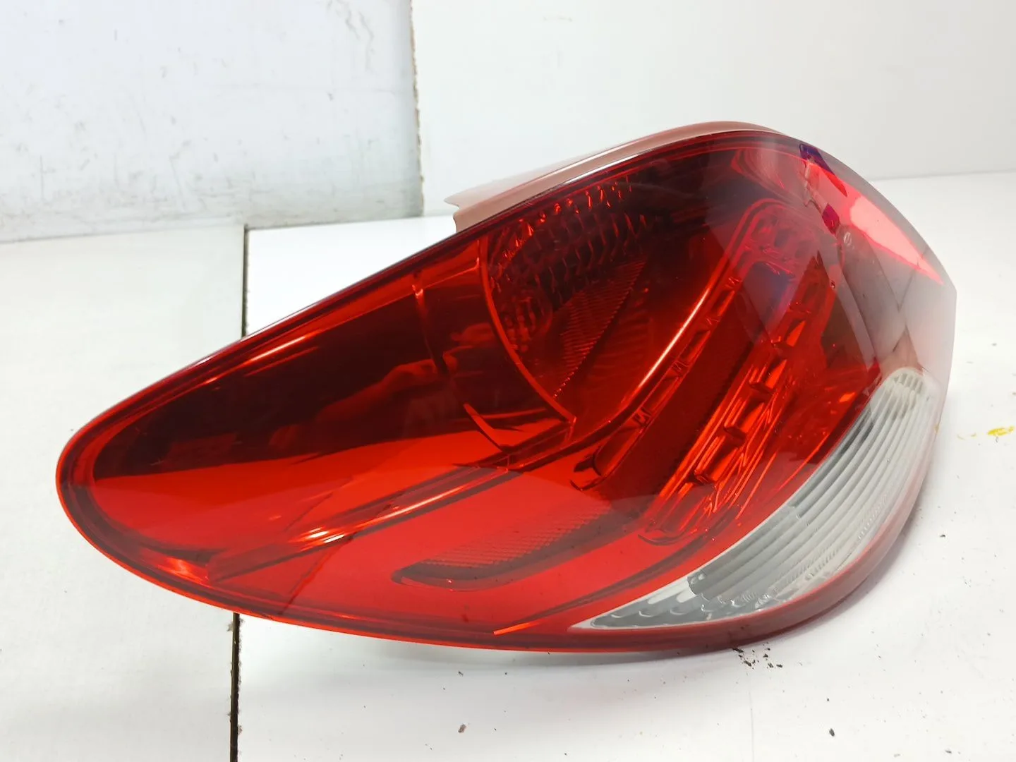 Piloto Trasero Izquierdo para Peugeot 207/207+ (Wa_, Wc_)