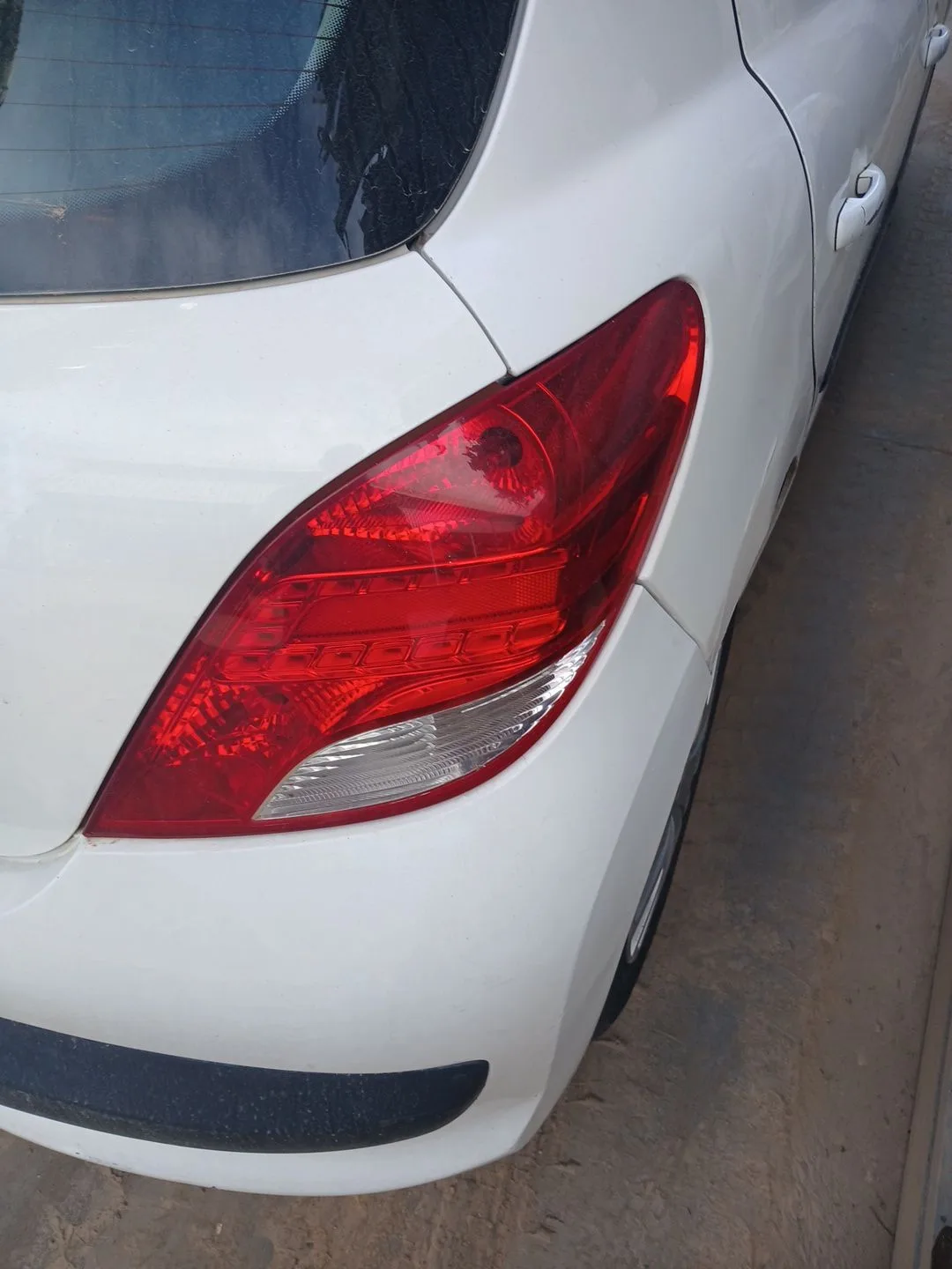 Piloto Trasero Derecho para Peugeot 207/207+ (Wa_, Wc_)