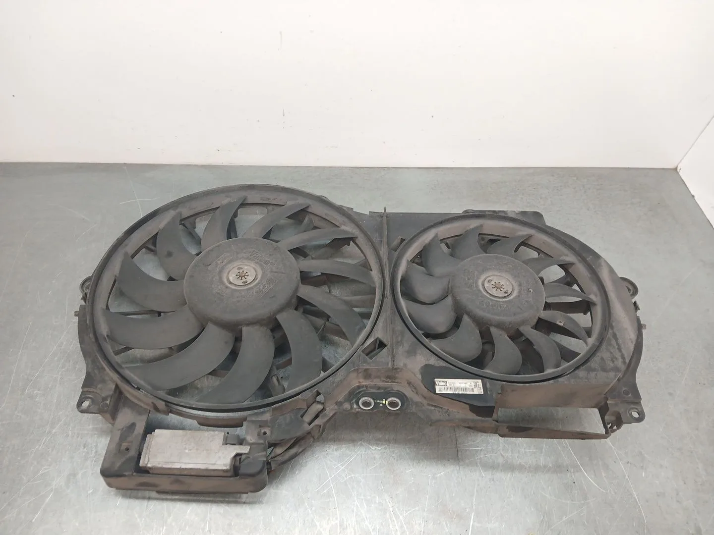 Electroventilador para Audi A6 C6 (4F2)