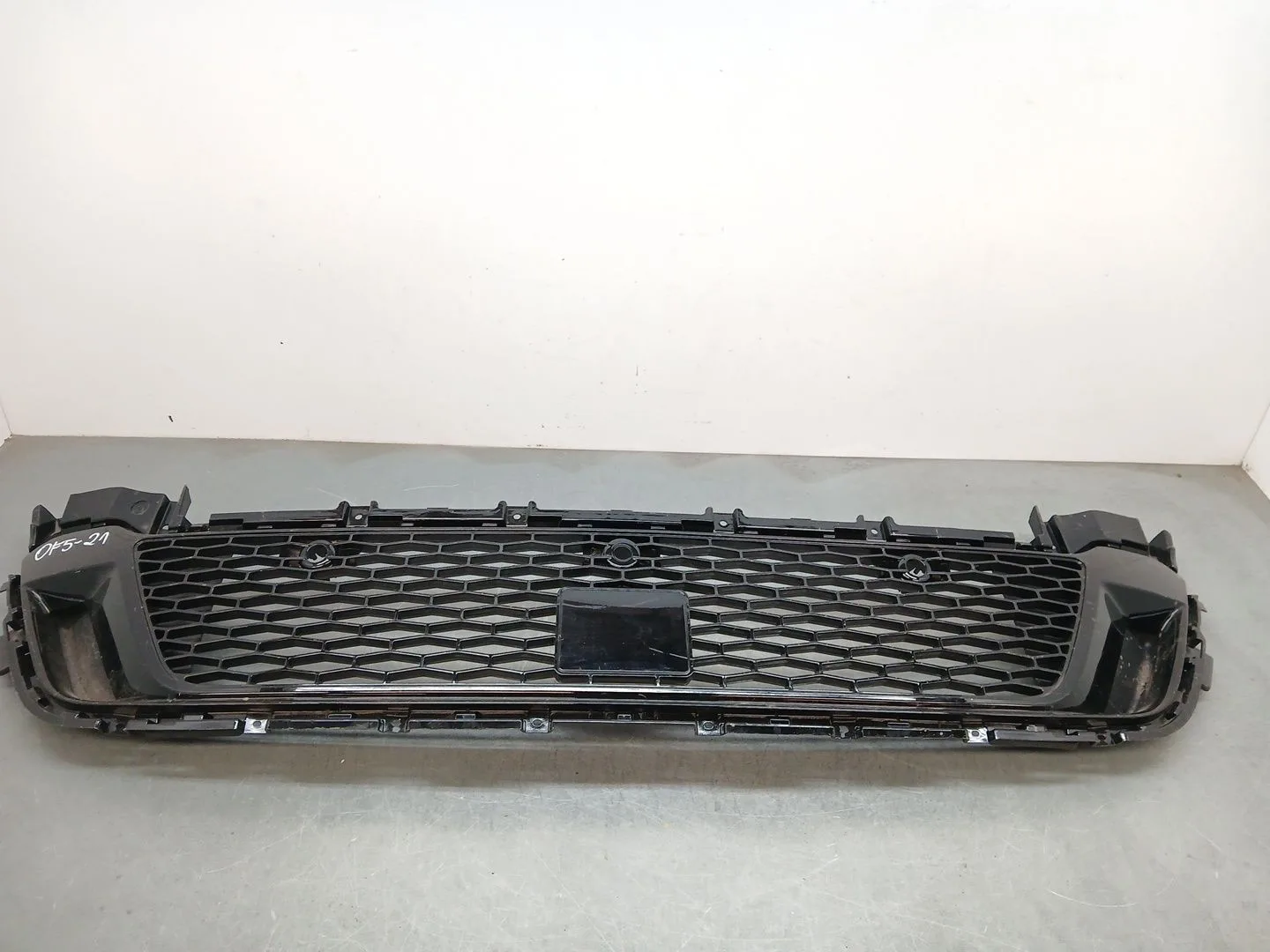 Rejilla Paragolpes Delantero para Land Rover Discovery V Van (L462)