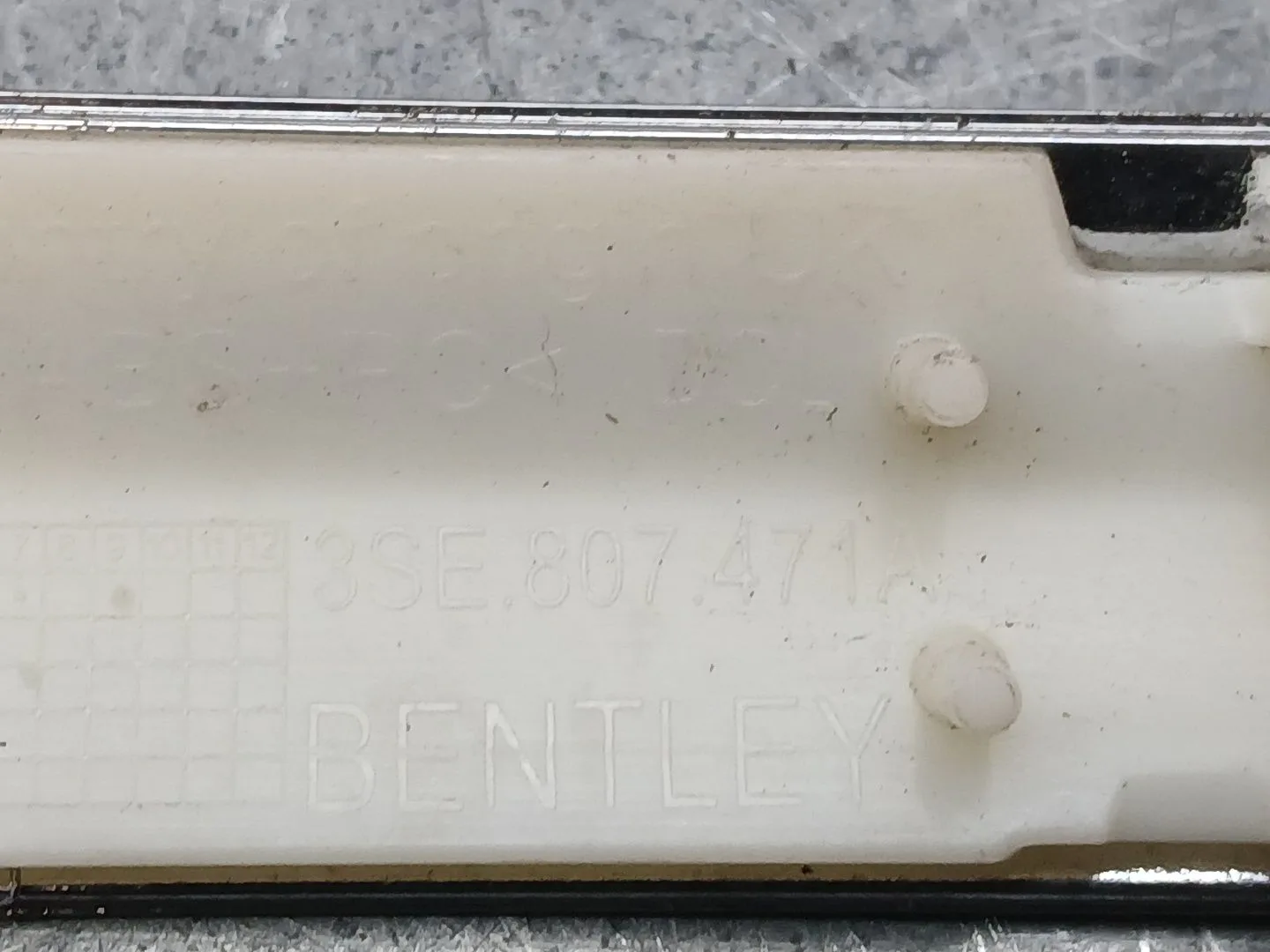 Moldura para Bentley Flying Spur (Zg2_)