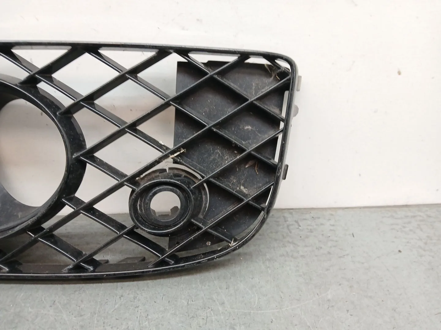 Rejilla Paragolpes Derecha para Bentley Flying Spur (Zg2_)